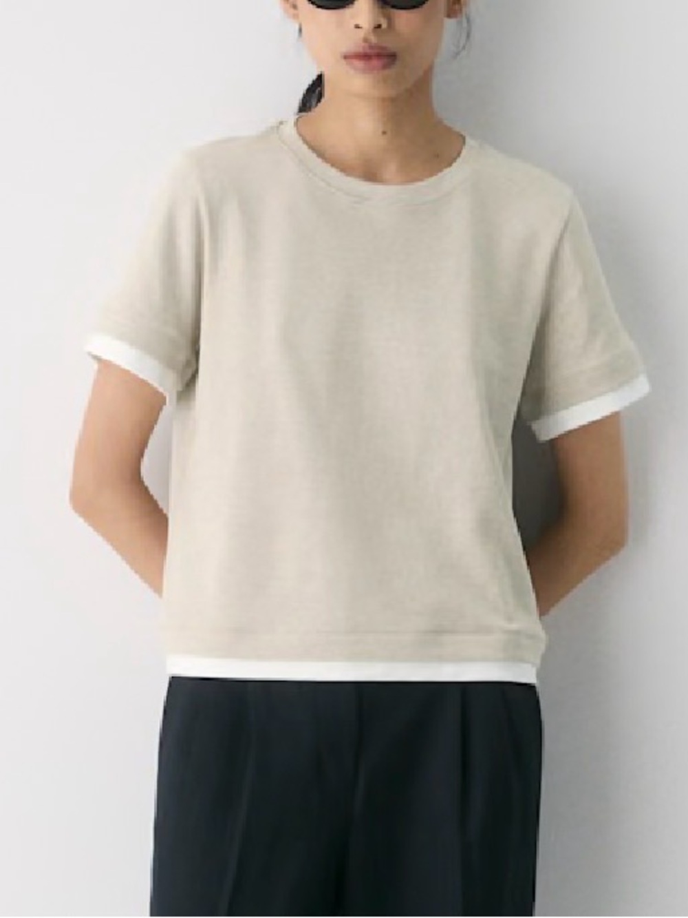 Women's Babaton Aritzia Neutral Crewneck Layered Short Sleeve Tee Size Medium